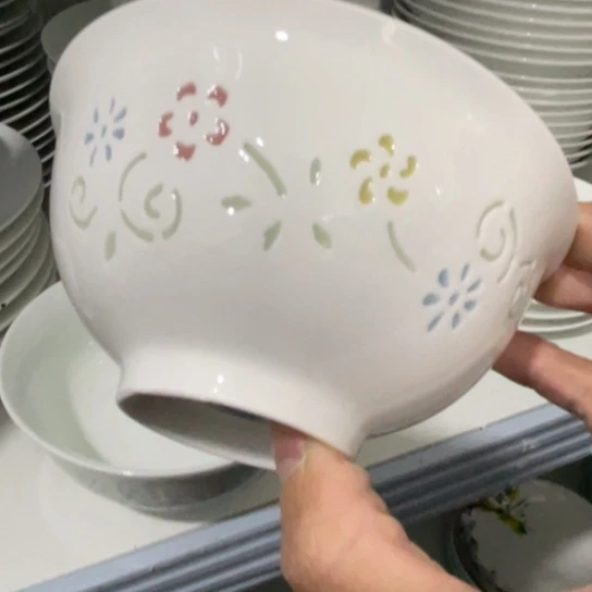 瓷片陶瓷12厘米五彩玲珑