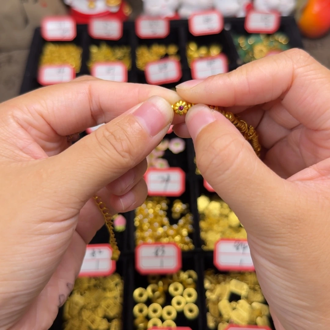 合金粉色南瓜猪2个