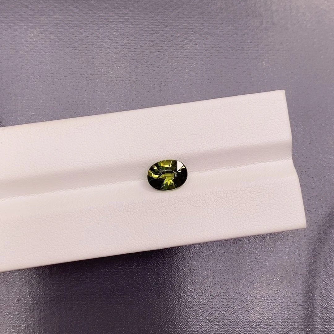 裸石蓝宝石2.21克拉 无烧