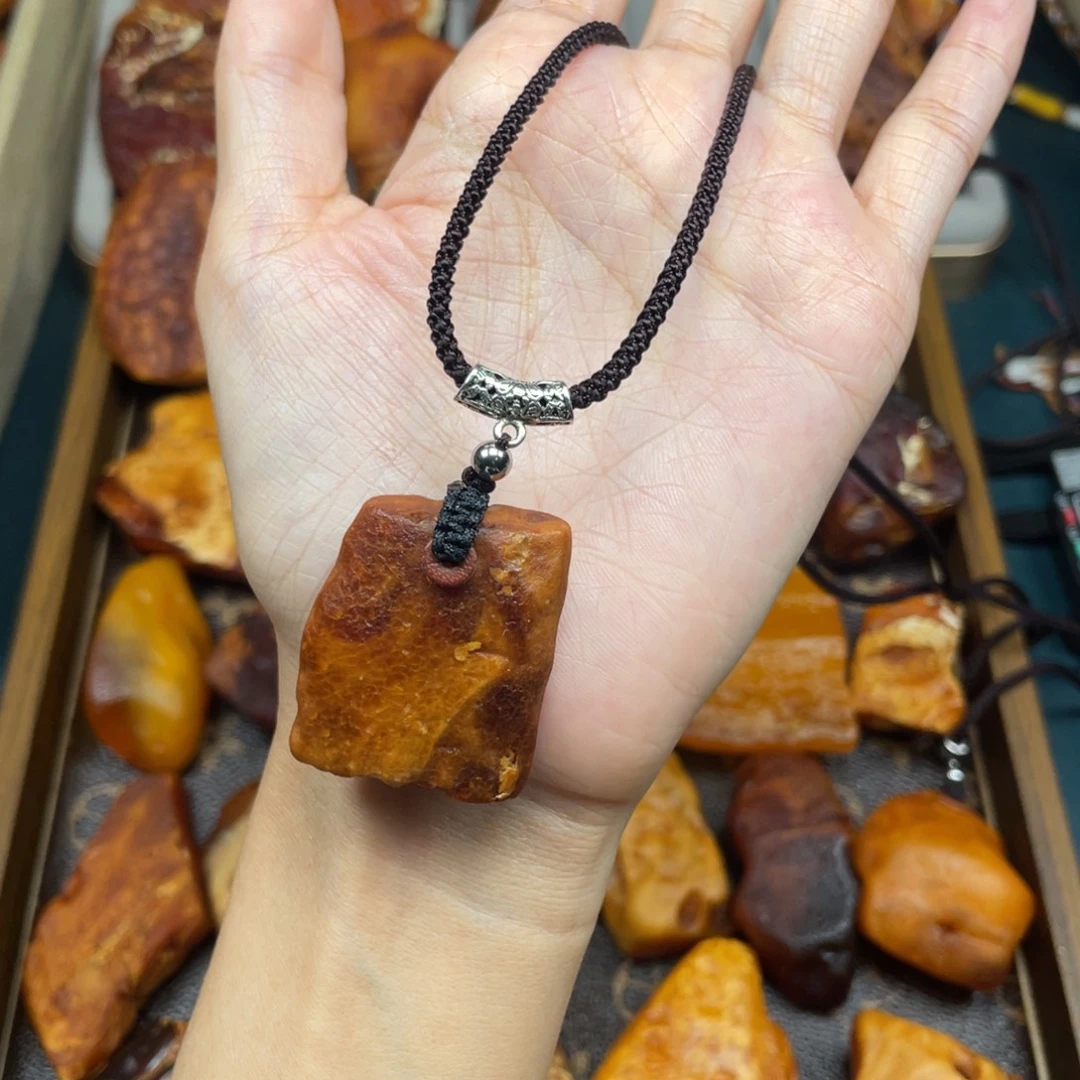 琥珀未镶嵌珠宝奇石