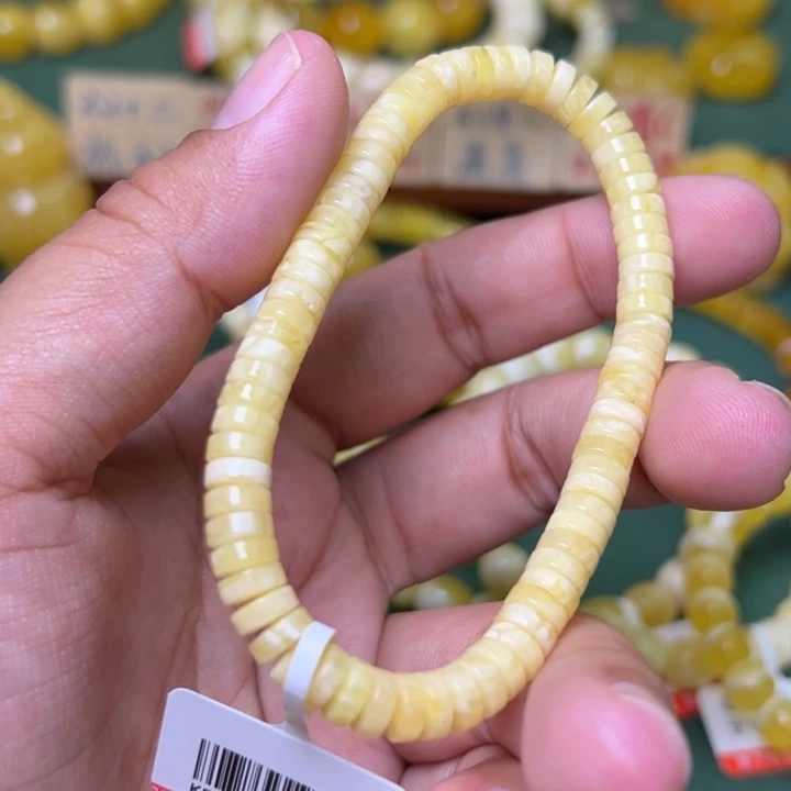 蜜蜡未镶嵌珠宝奇石