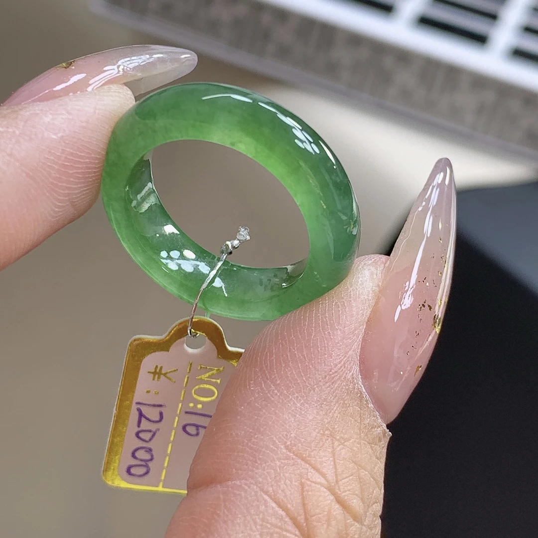 冰绿满色翡翠玉戒指 16号 冰种满绿缅甸翡翠戒圈 17.5-5.8-4.1mm