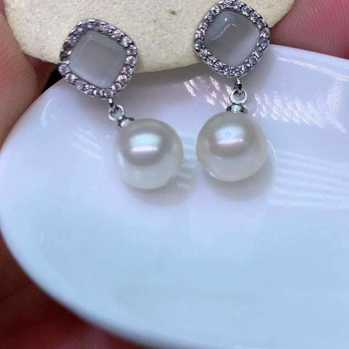 银S925镶嵌耳饰淡水珍珠