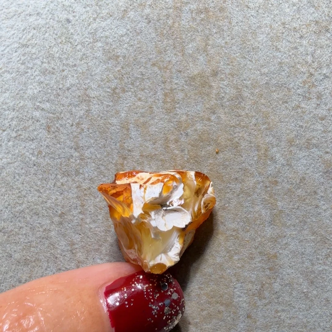 銀***定制琥珀未镶嵌专拍