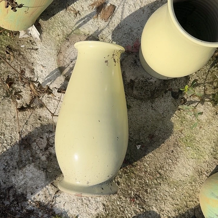 微瑕景德镇手工花瓶