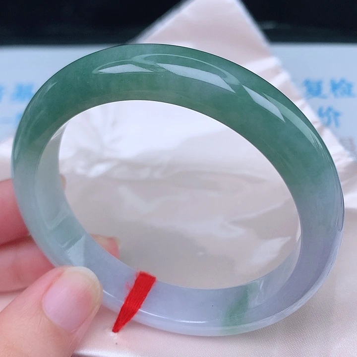 未镶嵌手镯翡翠天然