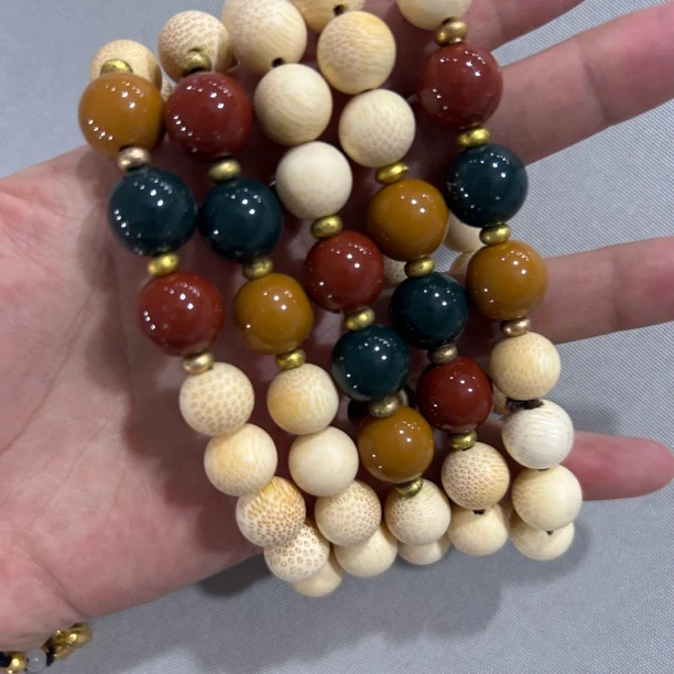 A641  金丝竹 卡1.0带红绿灯 圆珠单圈手串