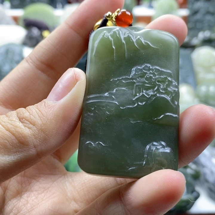 和田玉颈饰未镶嵌