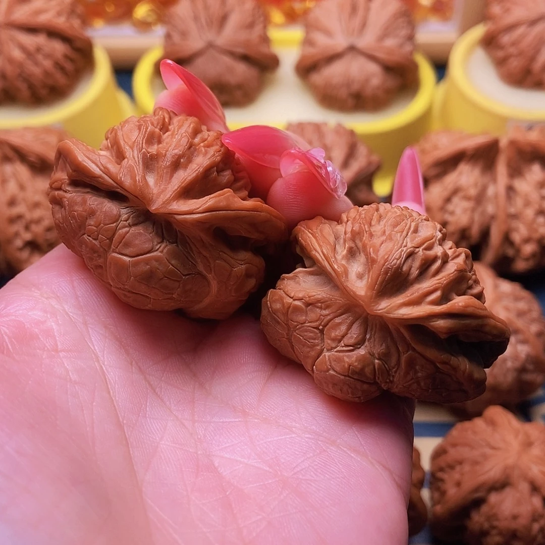 赵***龙把件文玩核桃宫灯蛇头