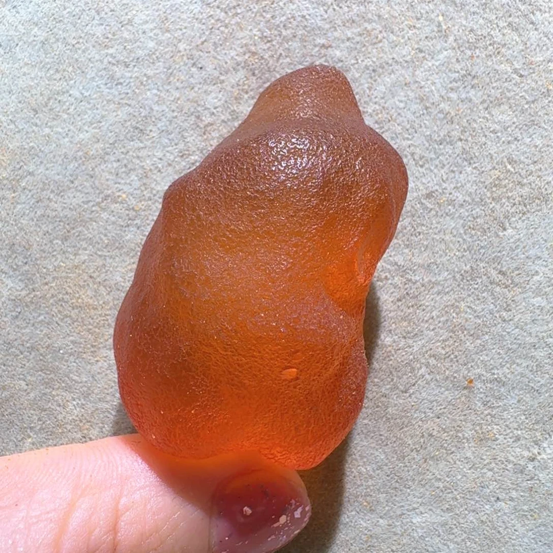 未镶嵌定制琥珀定制