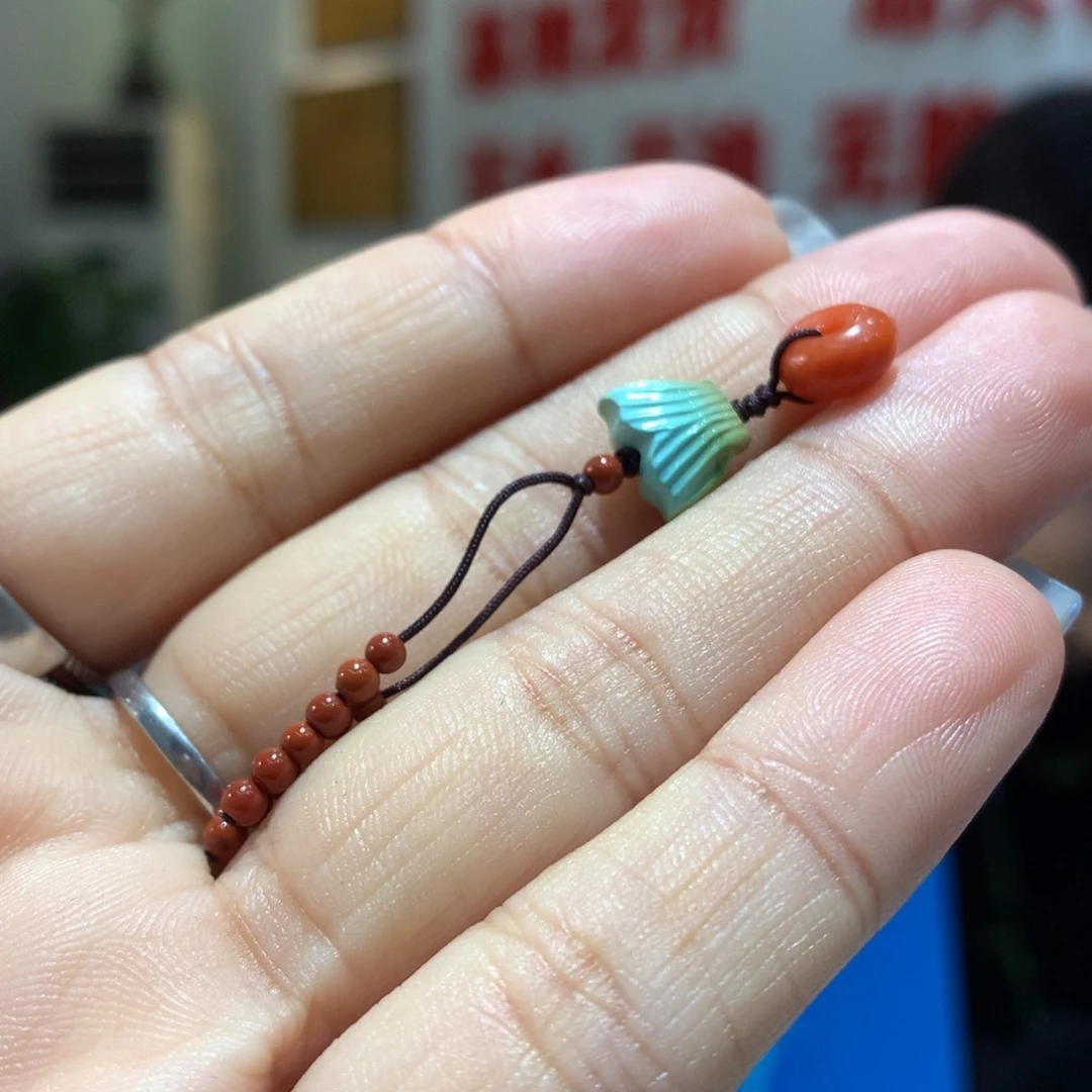 未镶嵌配饰南红玛瑙