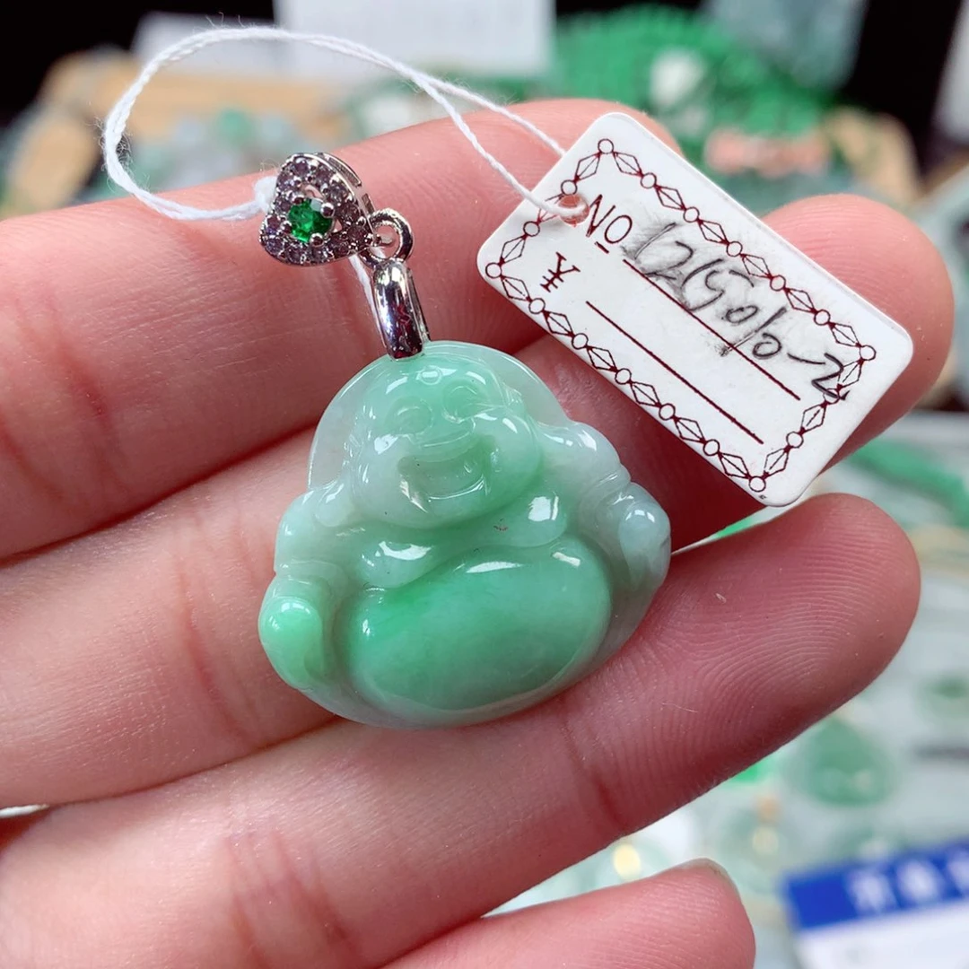 翡翠颈饰未镶嵌翡翠吊坠