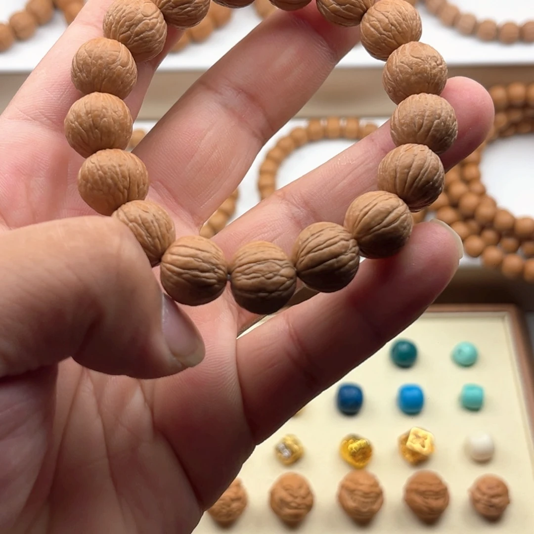 惊***鸿猴头核桃吊坠原皮