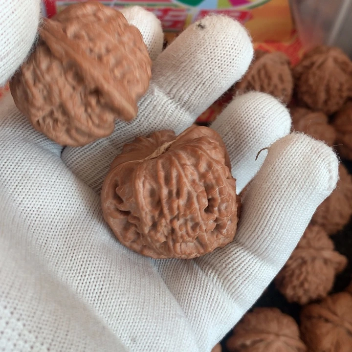 文玩核桃把件去**去三家白