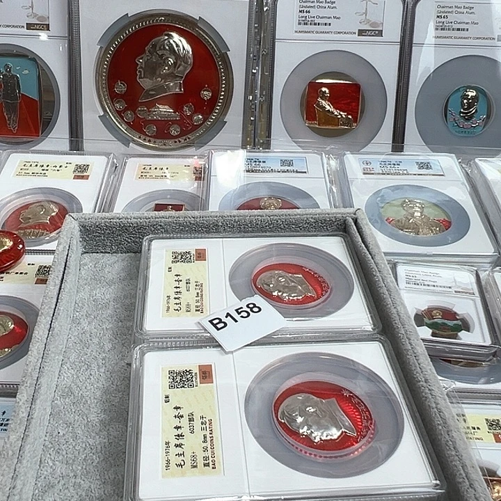 用***4其他普通金属精品像章158号像章3枚套