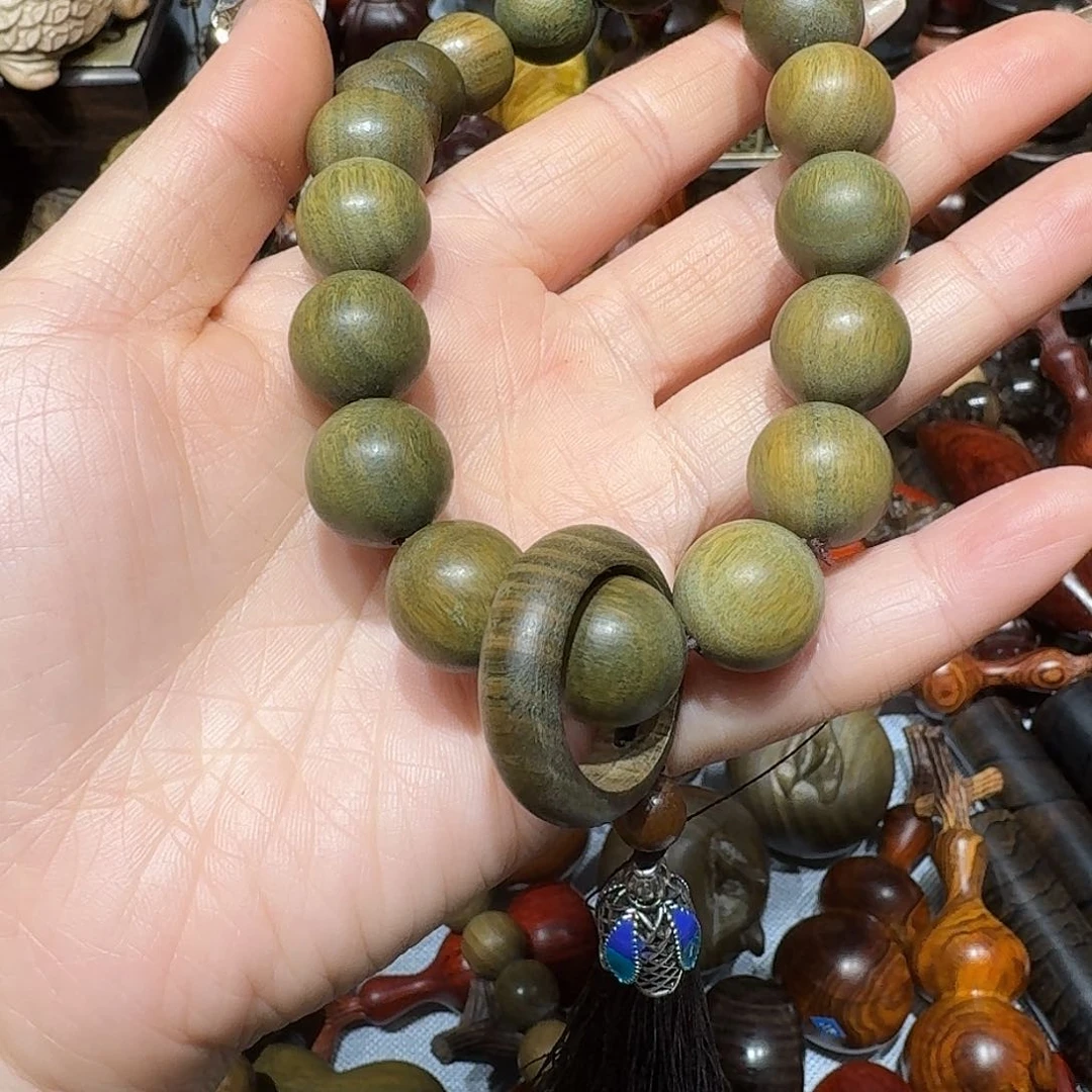 香榧木s*绿檀1.5手持绿檀