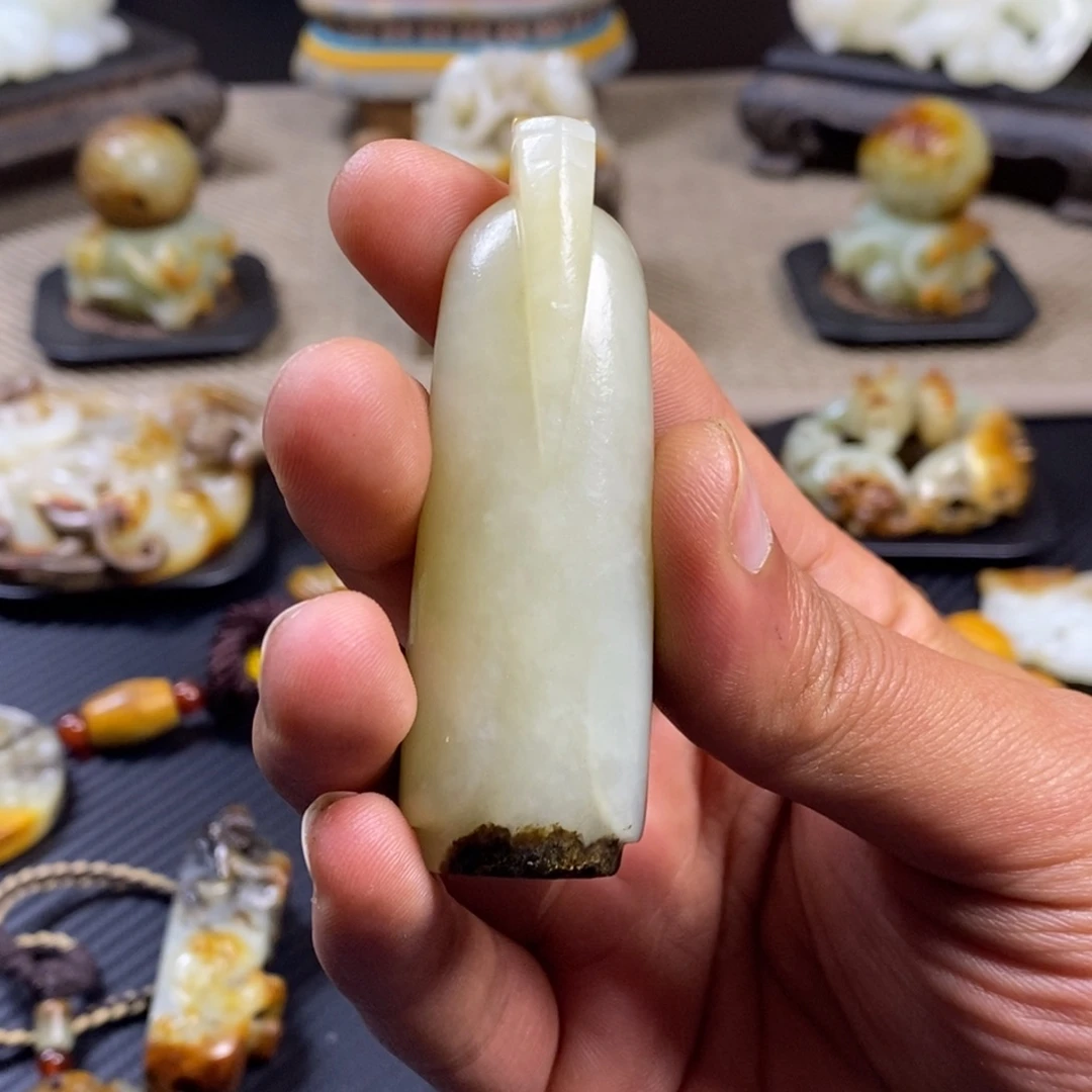 和田玉未镶嵌挂件