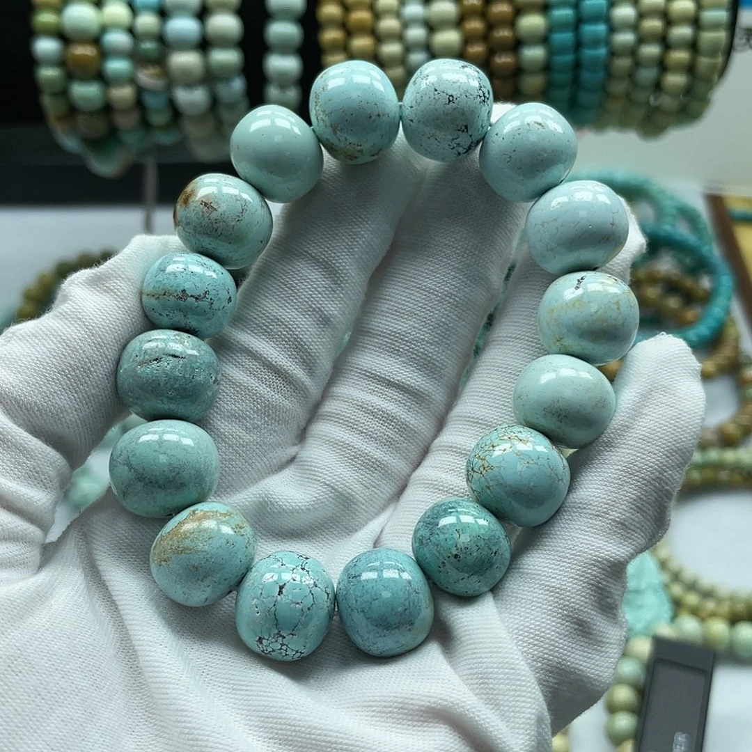 吉***照绿松石未镶嵌珠宝奇石