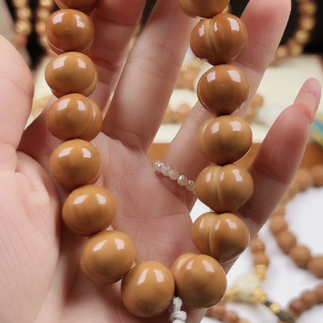 大***壮猴头核桃吊坠屁桃