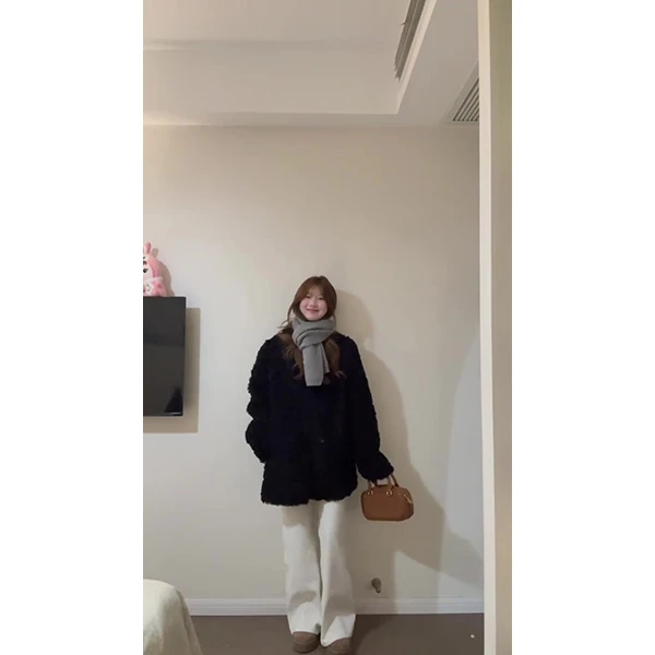 法式高级感赫本风黑色毛毛外套女秋冬加厚保暖大衣裤子时尚套装女