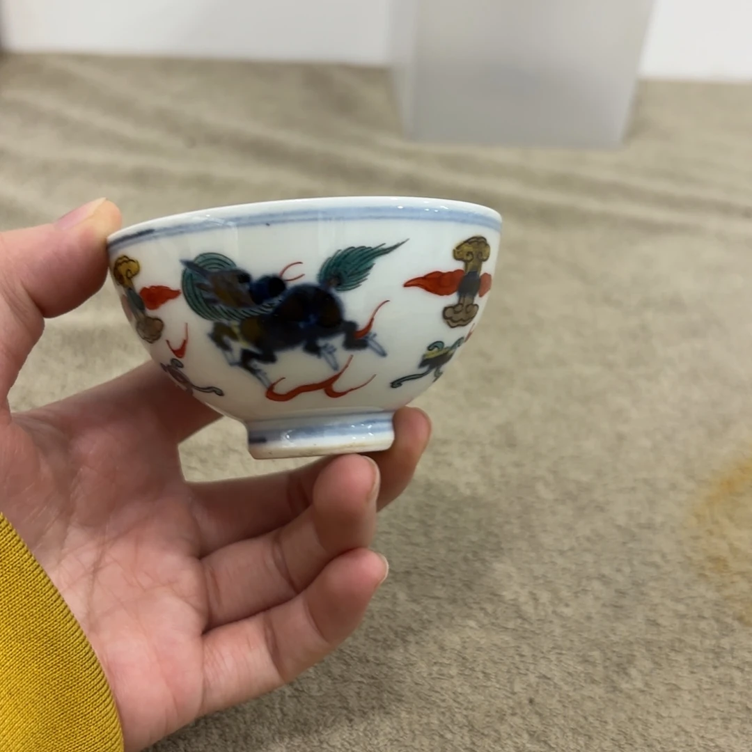 瓷片非常好看漂亮的物品