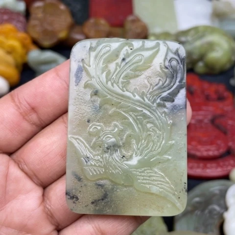 蛇纹石玉颈饰未镶嵌83