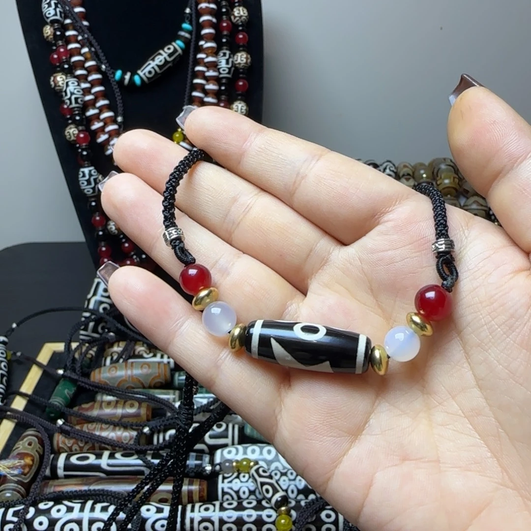 玛瑙/玉髓合金颈饰