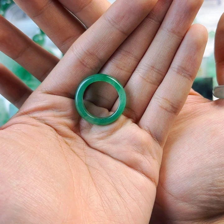 石英质玉戒圈未镶嵌