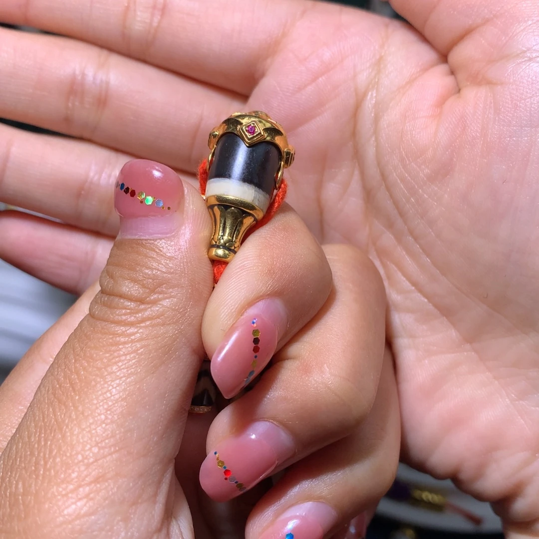 玛瑙/玉髓18K金镶嵌文玩配饰多样发其一