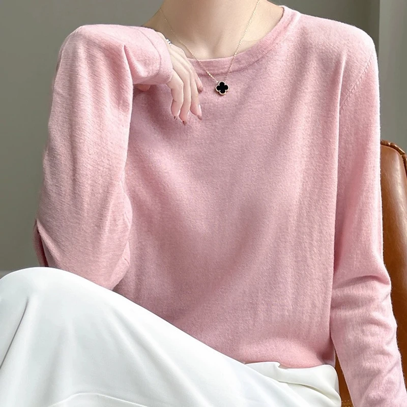 精纺羊毛圆领长袖上衣纯色洋气针织显瘦上衣