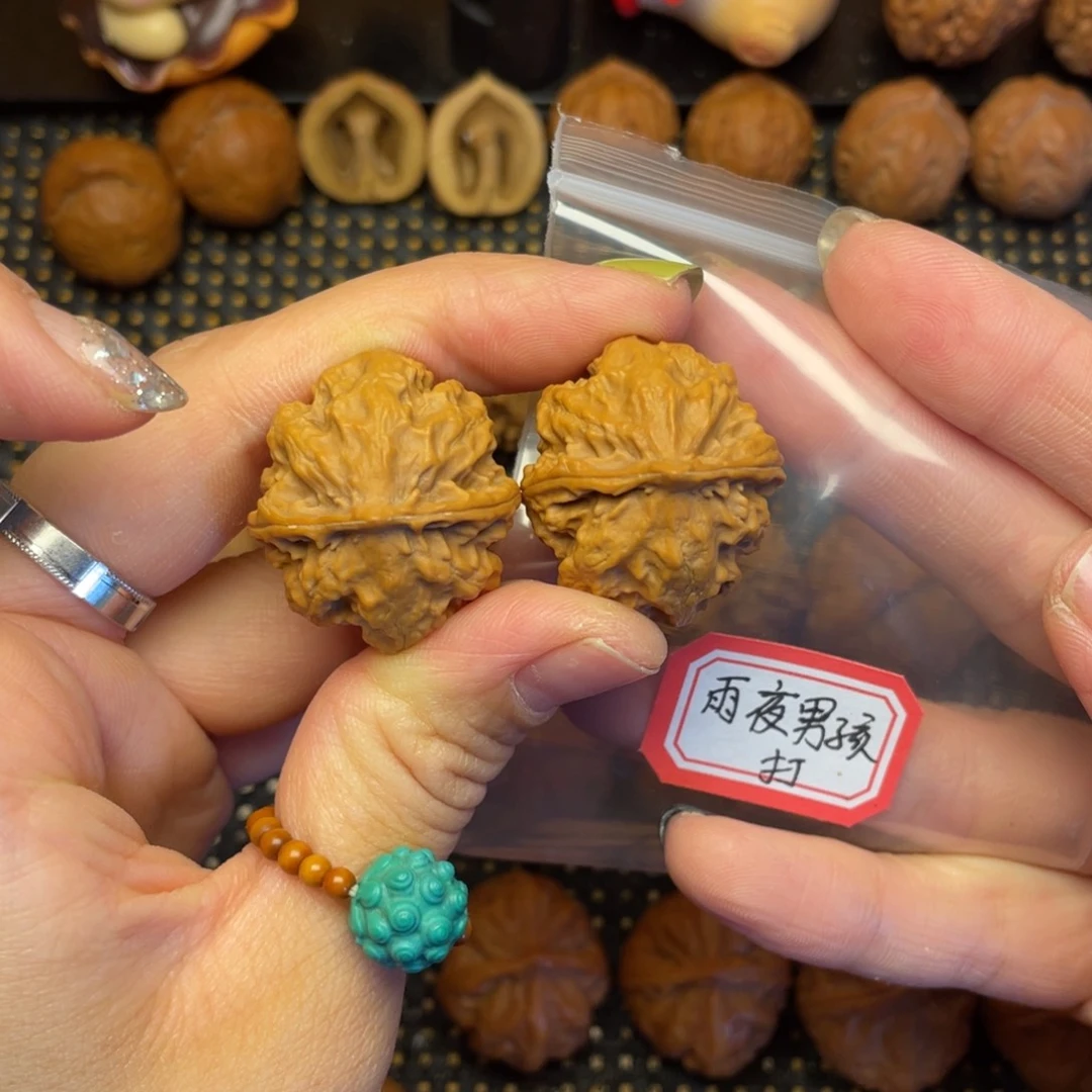雨***孩文玩核桃吊坠30尺全品西瓜元宝