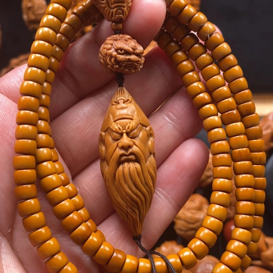 橄榄核手串关公脖挂