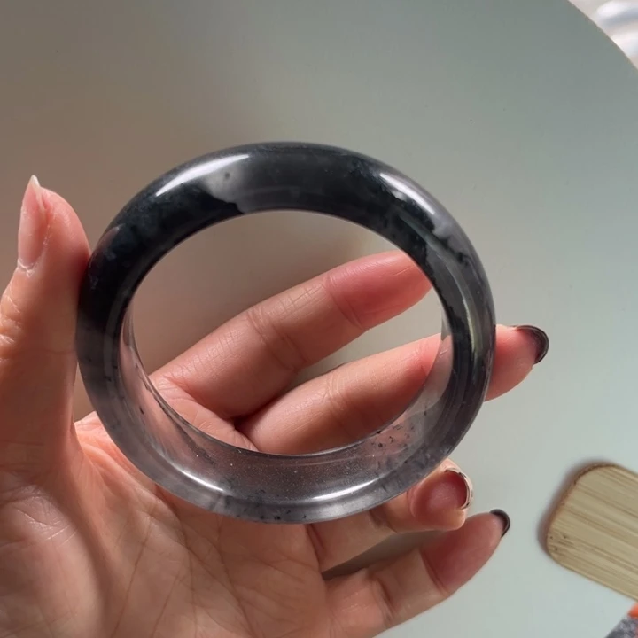 石英质玉未镶嵌手镯56福利不退不换橘皮