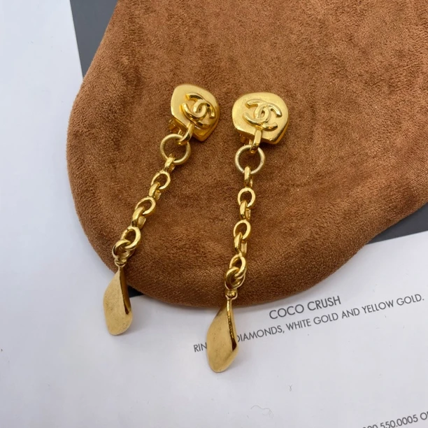 95新 Chanel/香奈儿 香奈儿流苏扫肩耳夹/x03257