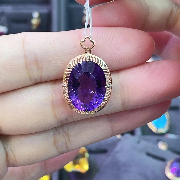 颈饰18K金镶嵌紫晶9.80