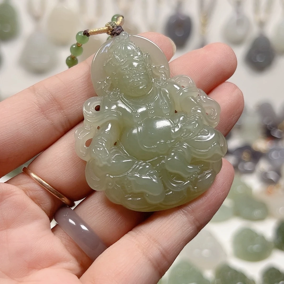 颈饰未镶嵌和田玉凉****