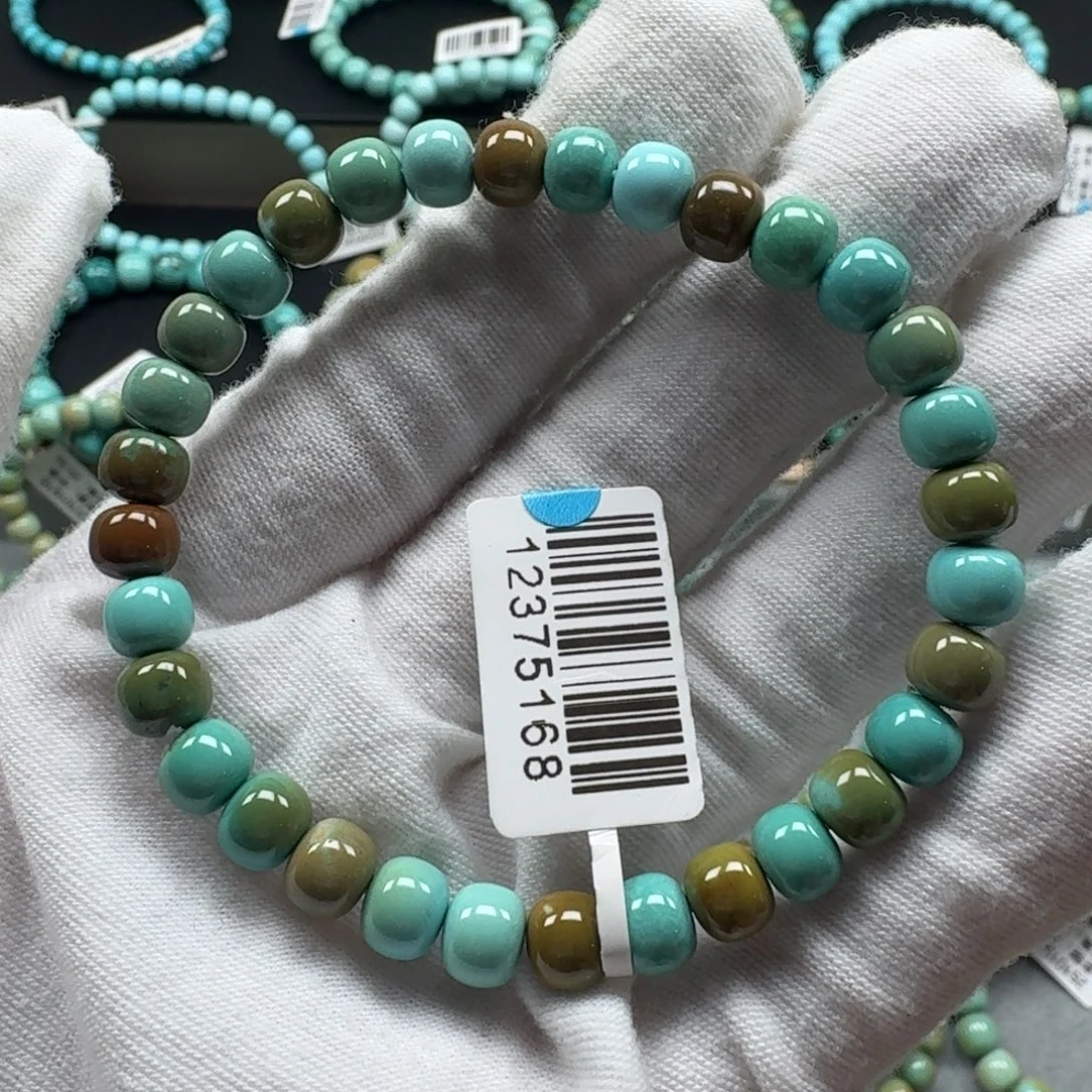 绿松石未镶嵌挂件