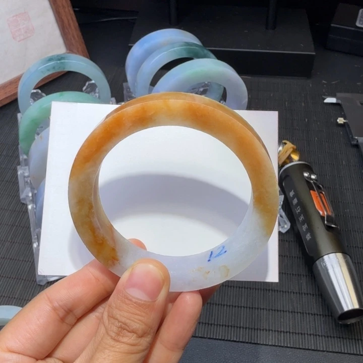 定制翡翠未镶嵌正圈