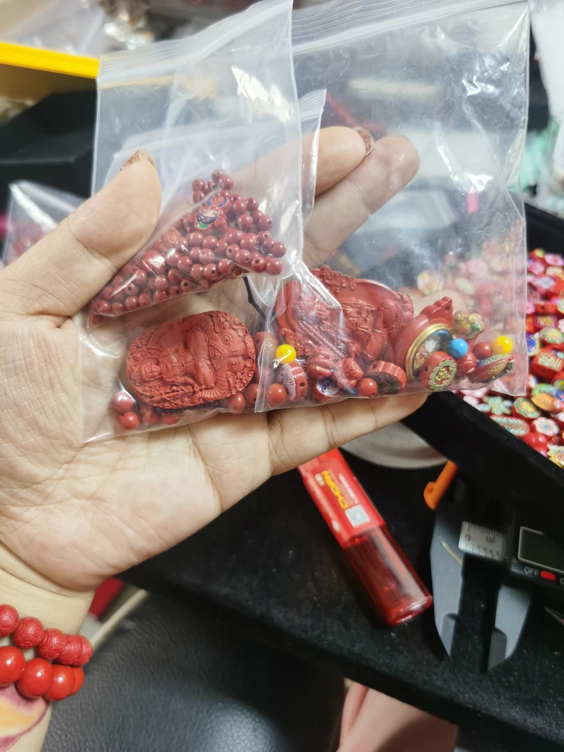 含辰砂工艺品天然辰砂朱砂红砂配饰手串守护