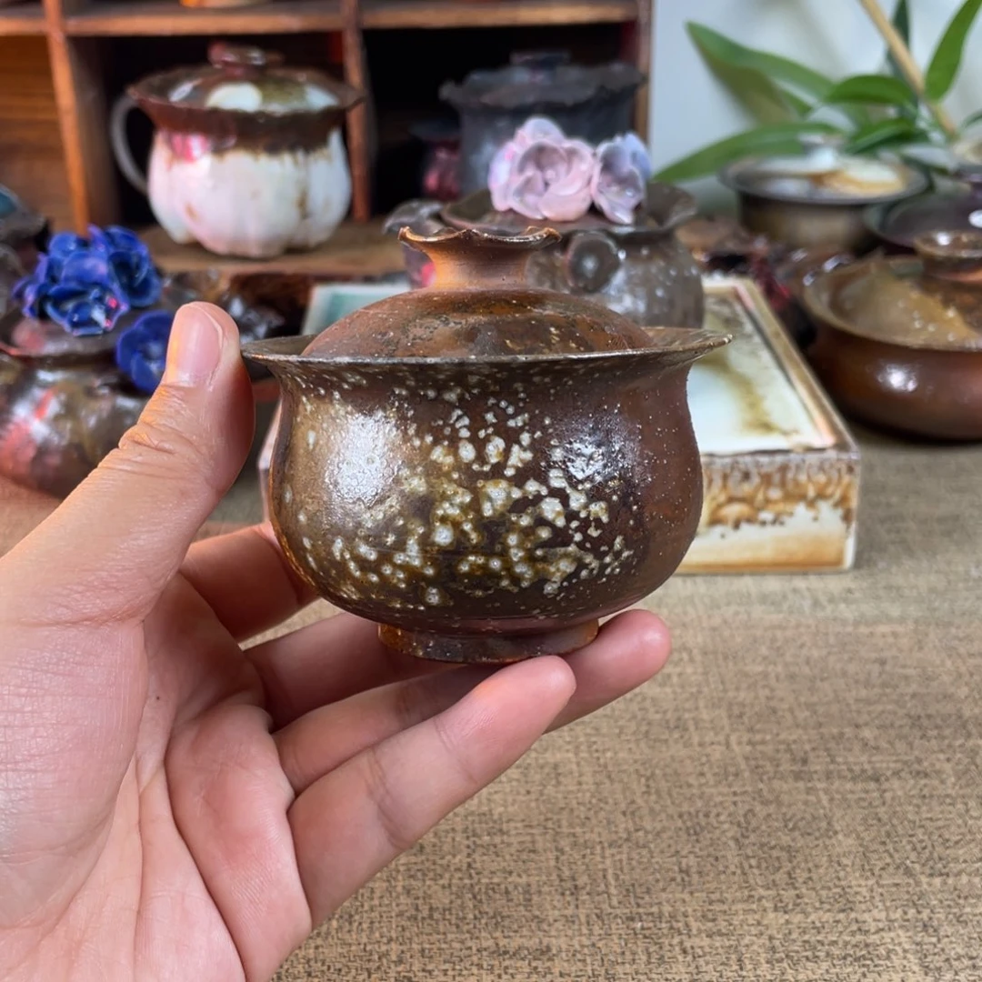花口盖碗。    柴烧。 金珍珠68