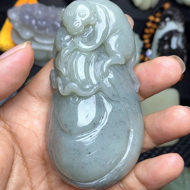 颈饰未镶嵌和田玉