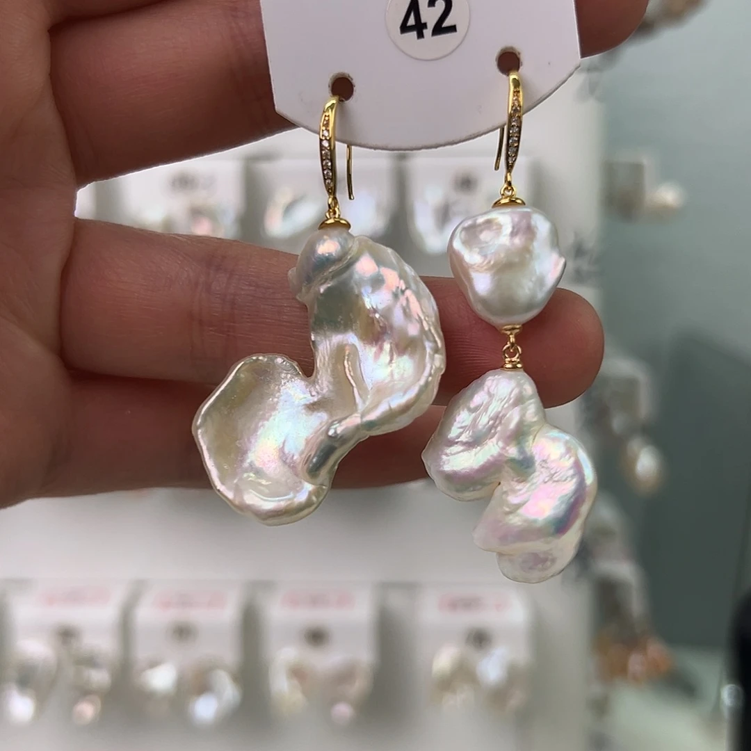 非金属巴洛克花瓣耳饰