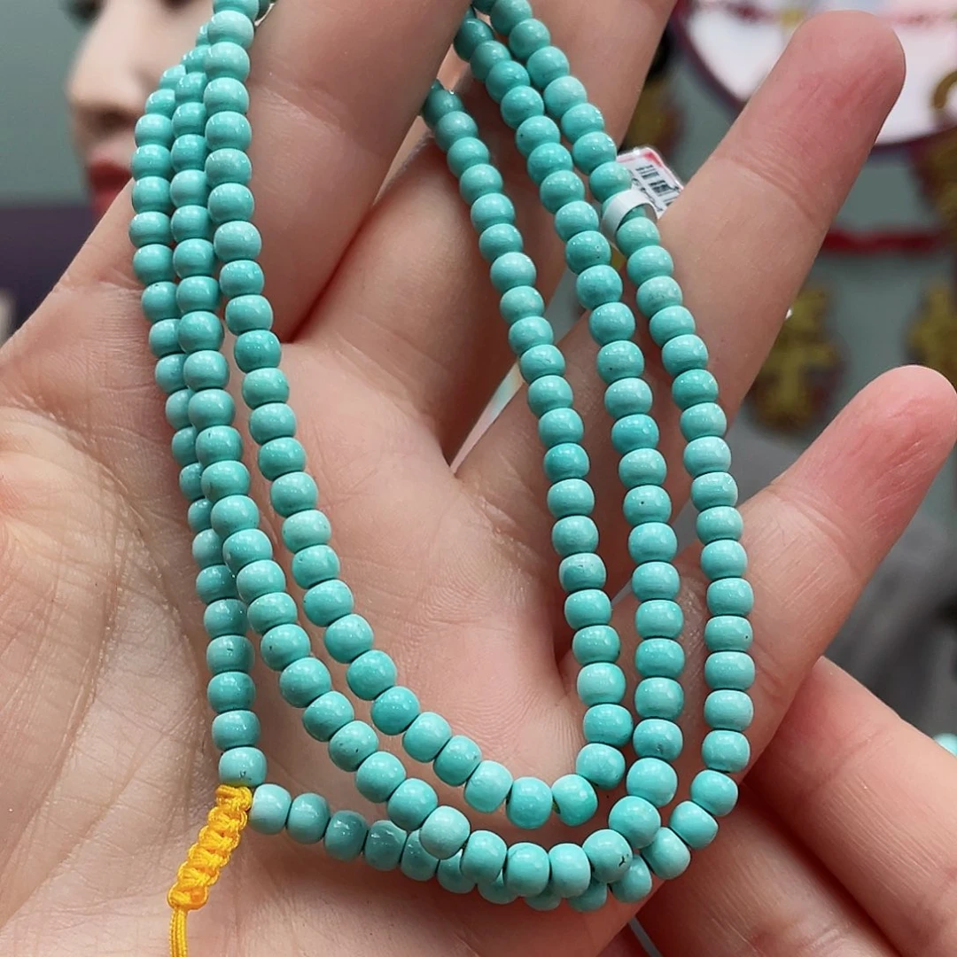 绿松石颈饰未镶嵌