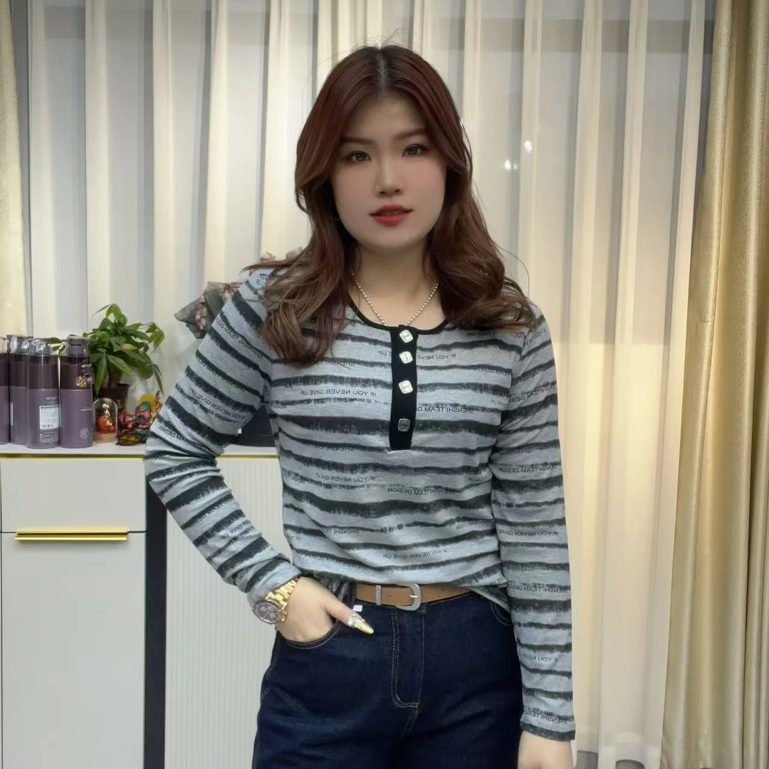 小鑫肝@现货浮力重工带扣条纹拼色气质休闲百搭长袖T恤 9009