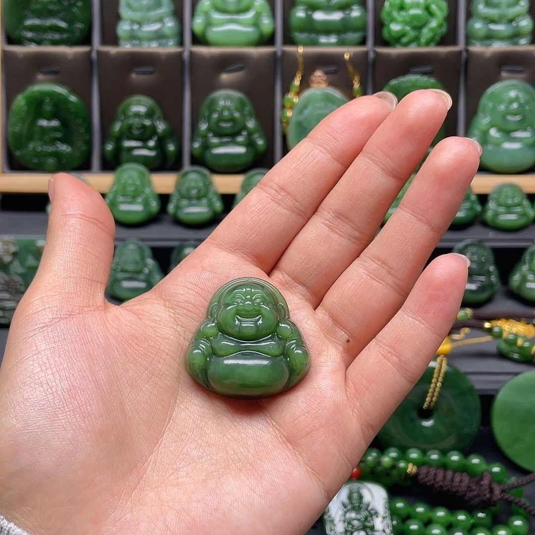 和田玉吊坠未镶嵌一****?