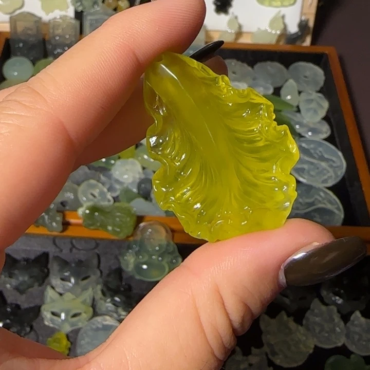 蛇纹石玉合金颈饰