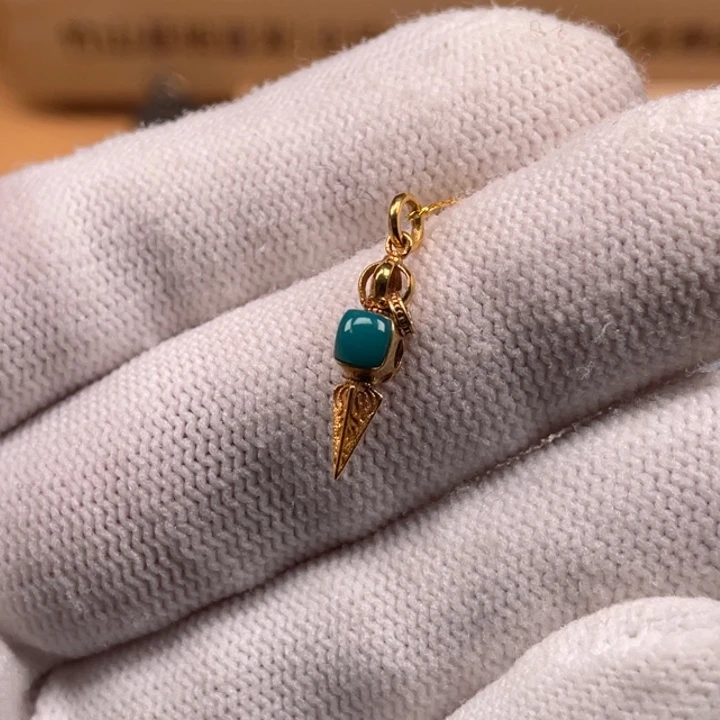 绿松石18K金镶嵌珠宝奇石