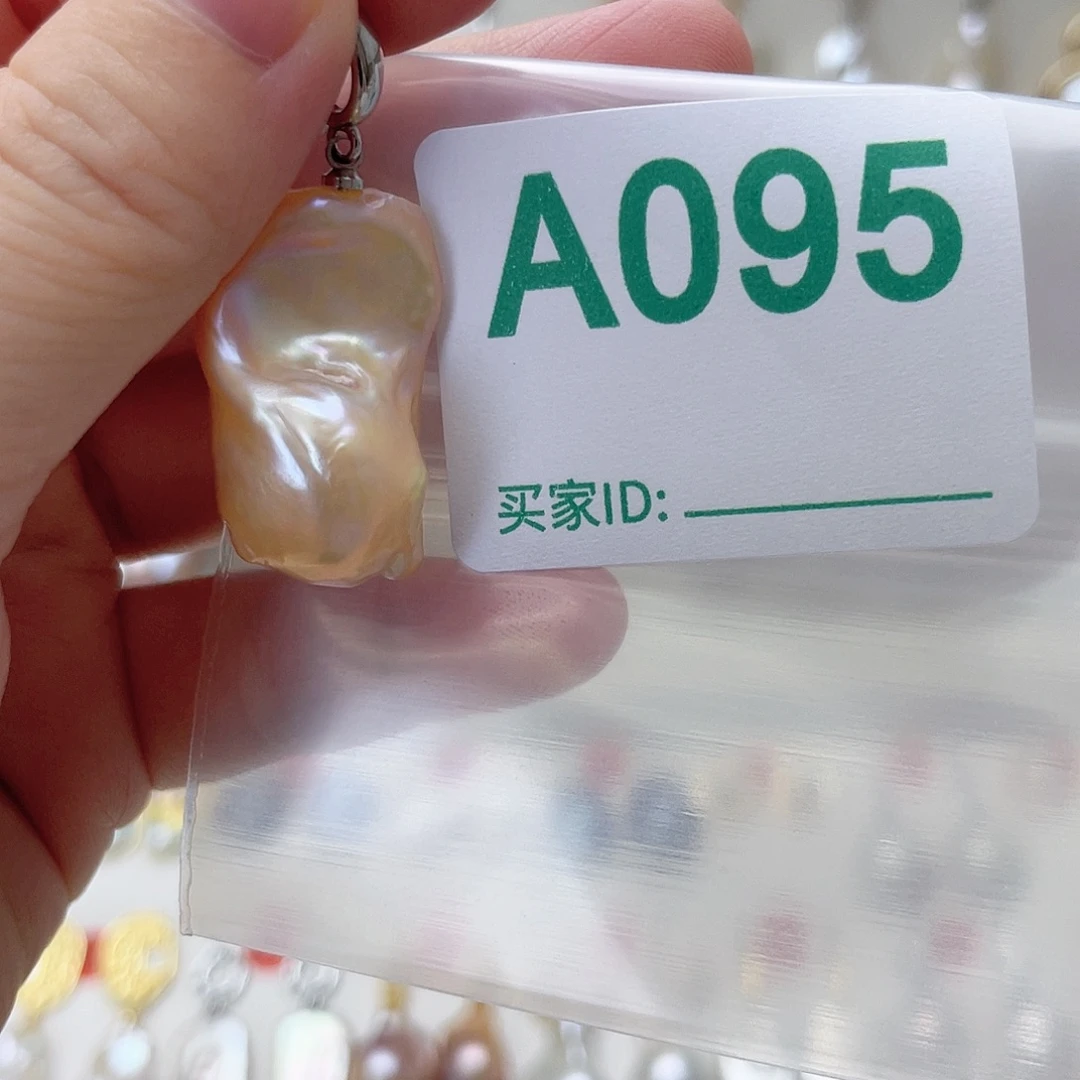 颈饰未镶嵌淡水珍珠