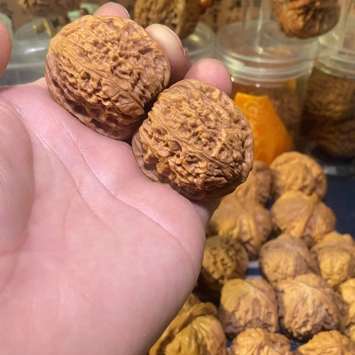 核桃把件南疆38尺全品