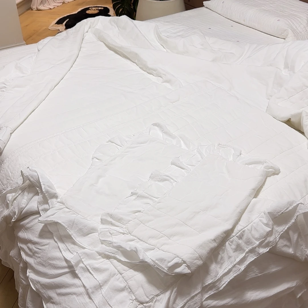 棉砂洗白色双花边四件